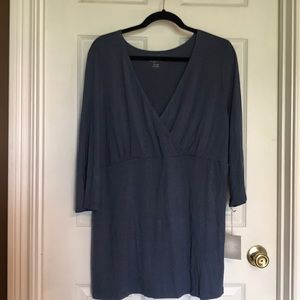 Maternity a-glow top